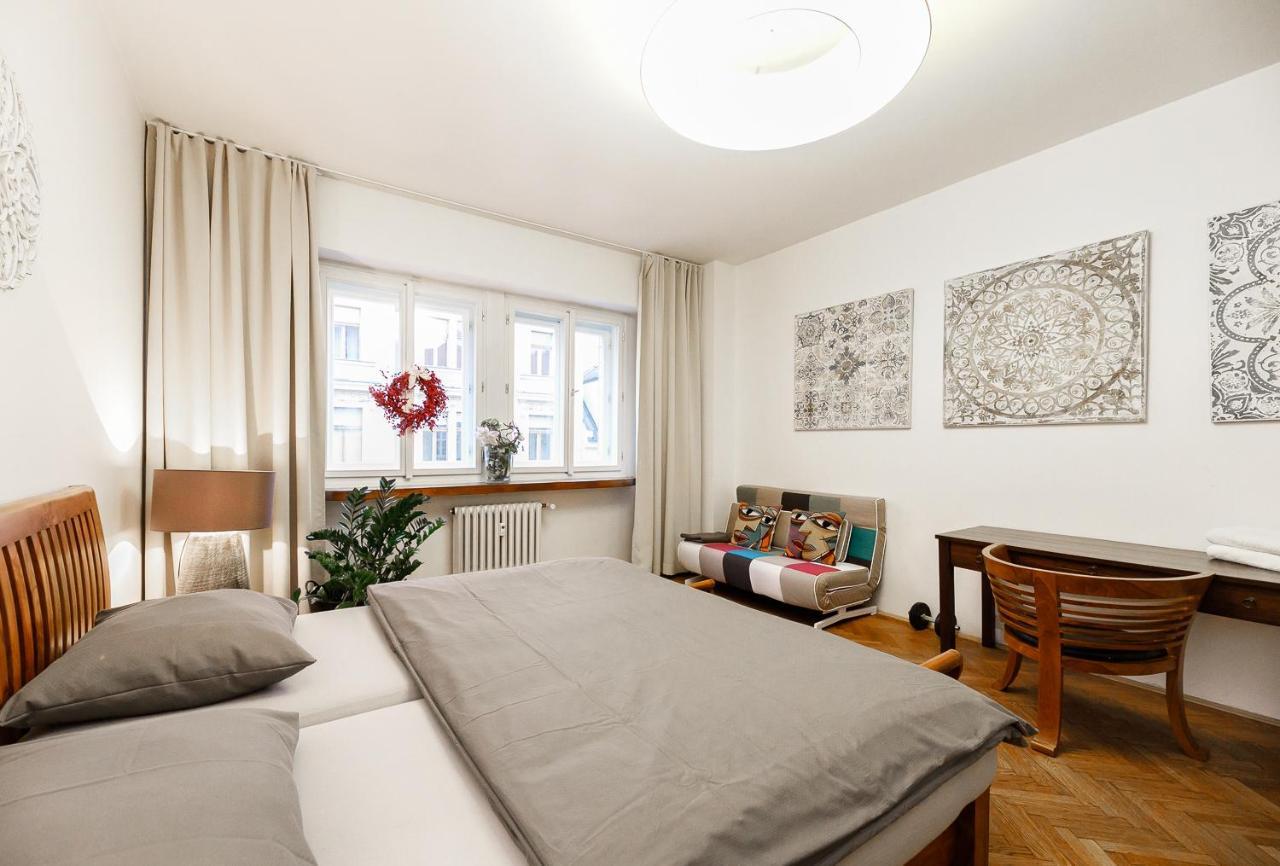 Luxury Apartment Dlouha プラハ エクステリア 写真