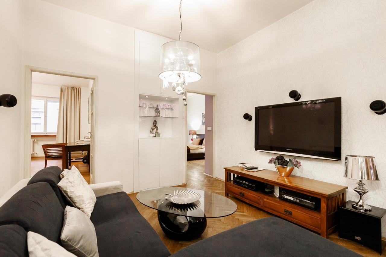 Luxury Apartment Dlouha プラハ エクステリア 写真