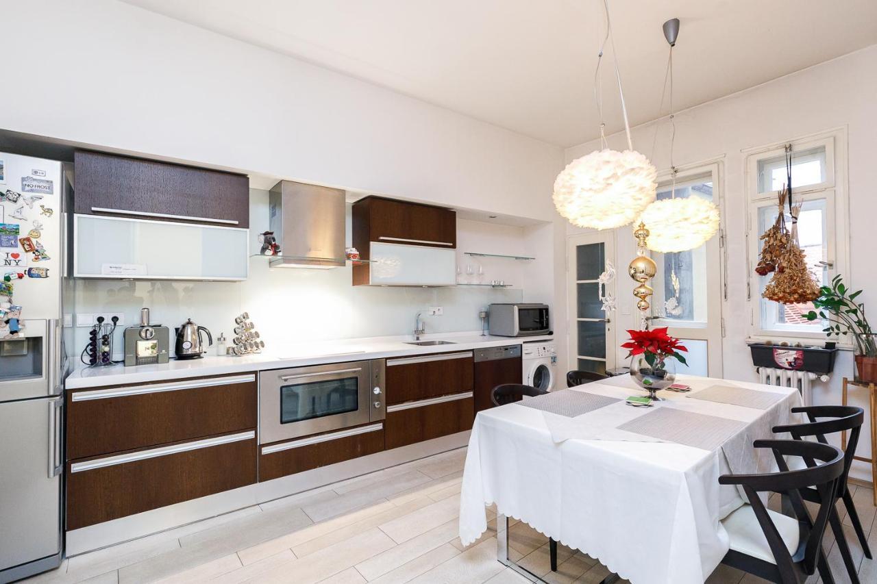 Luxury Apartment Dlouha プラハ エクステリア 写真